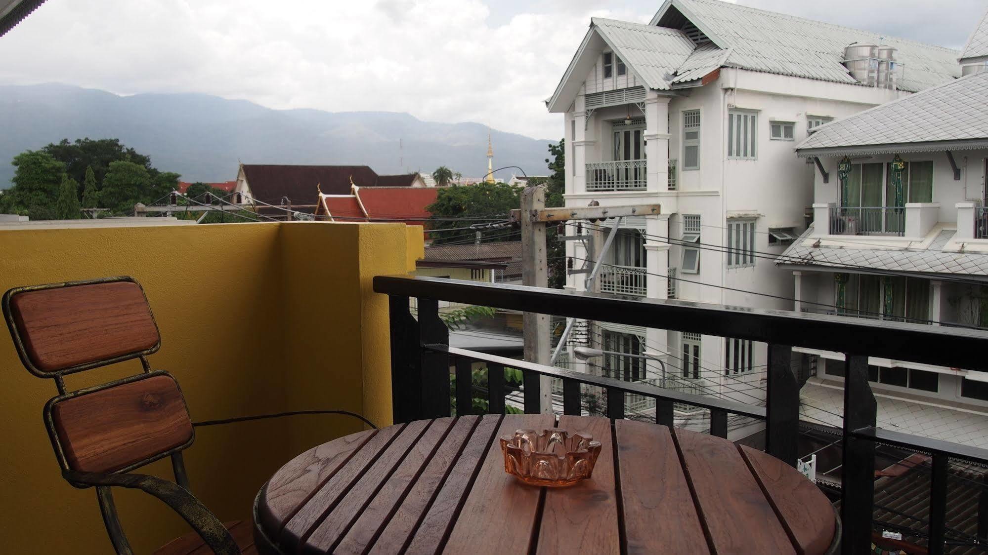 Kaldi House Hotel Chiang Mai Exterior photo